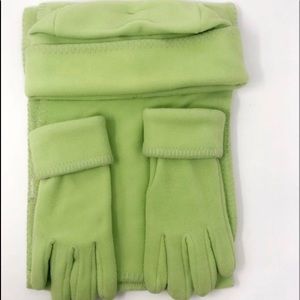 Fleece Green 3pc Hat, Scarf & Gloves Set